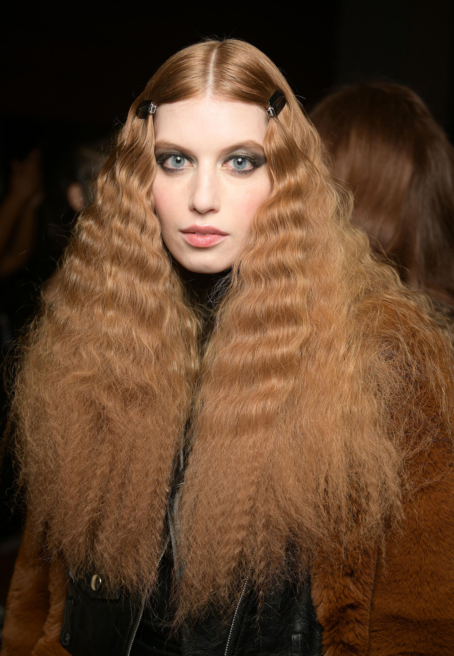 Técnica Antifrizz: A Toalha Certa para Secar sem Danificar - inspiração 3