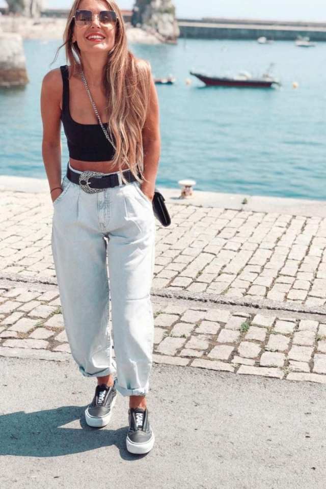 Slouchy Monocromática: Um Look Sofisticado e Minimalista - inspiração 1