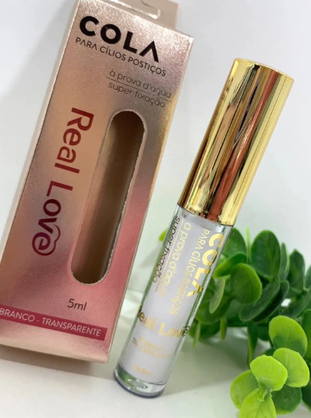 Como Escolher a Cola Perfeita Para Cílios em Tufos (e Garantir a Fixação) - inspiração 2