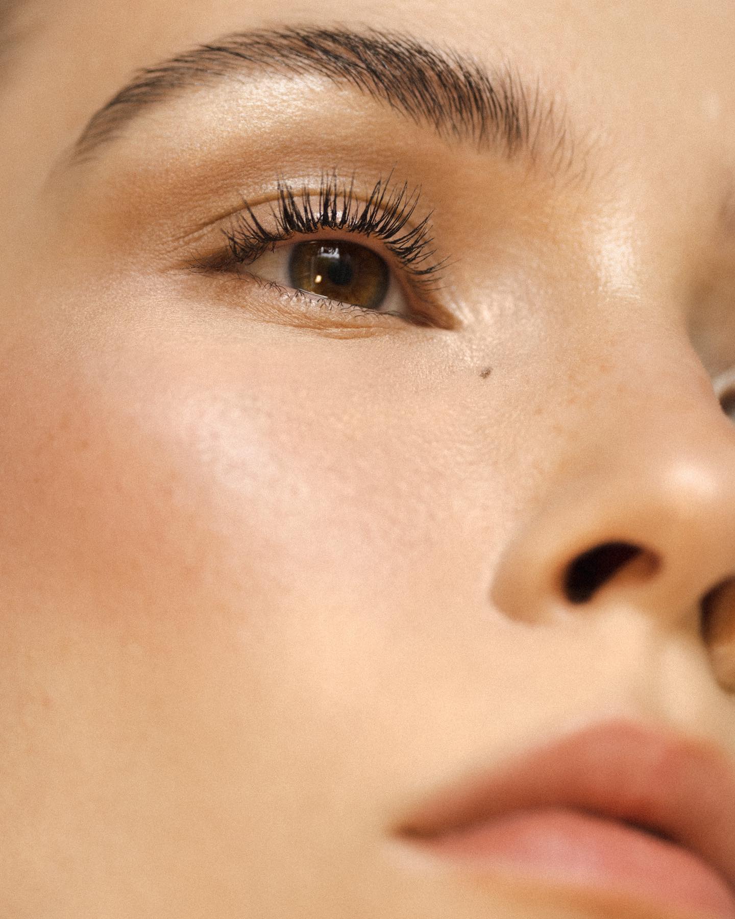 Colorimetria na Prática: Neutralizando a Cor da Olheira - inspiração 1