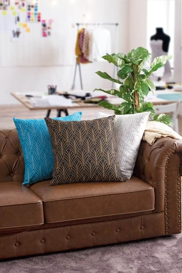 Tons Vibrantes: Almofadas como Ponto de Cor na Decoração - inspiração 3