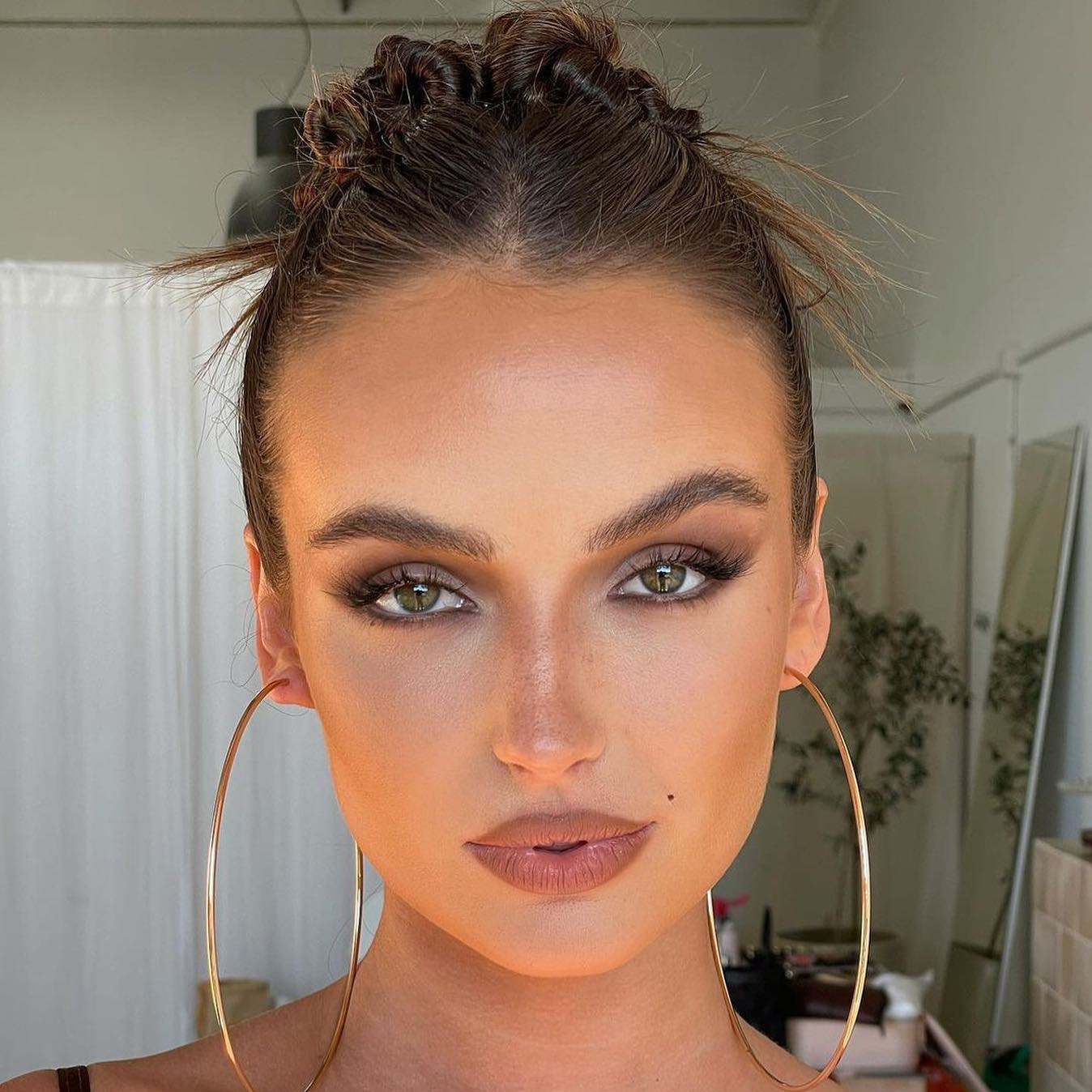 Blush para Pele Morena: Cores que Acentuam sua Beleza - inspiração 1