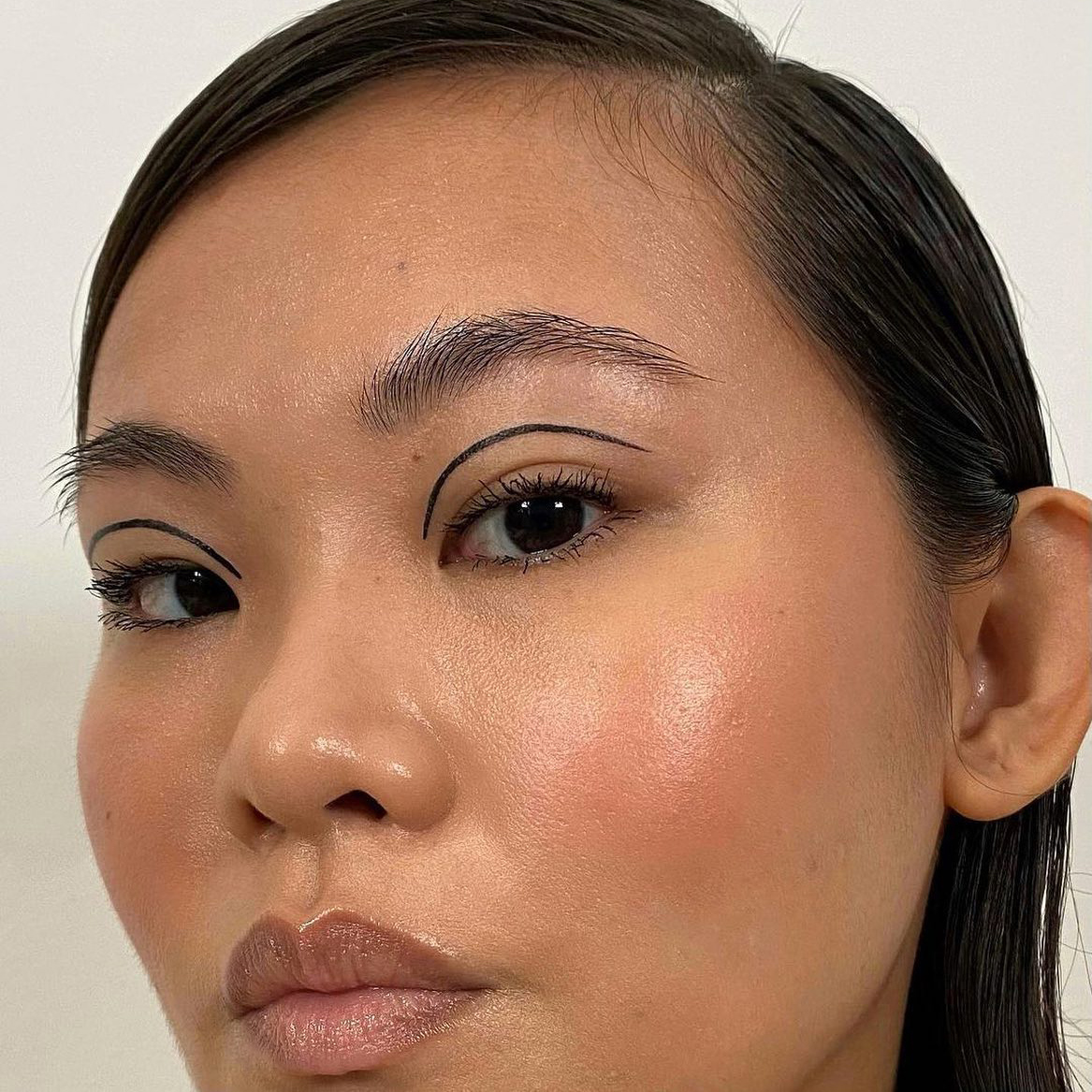 Blush para Pele Morena: Cores que Acentuam sua Beleza - inspiração 3