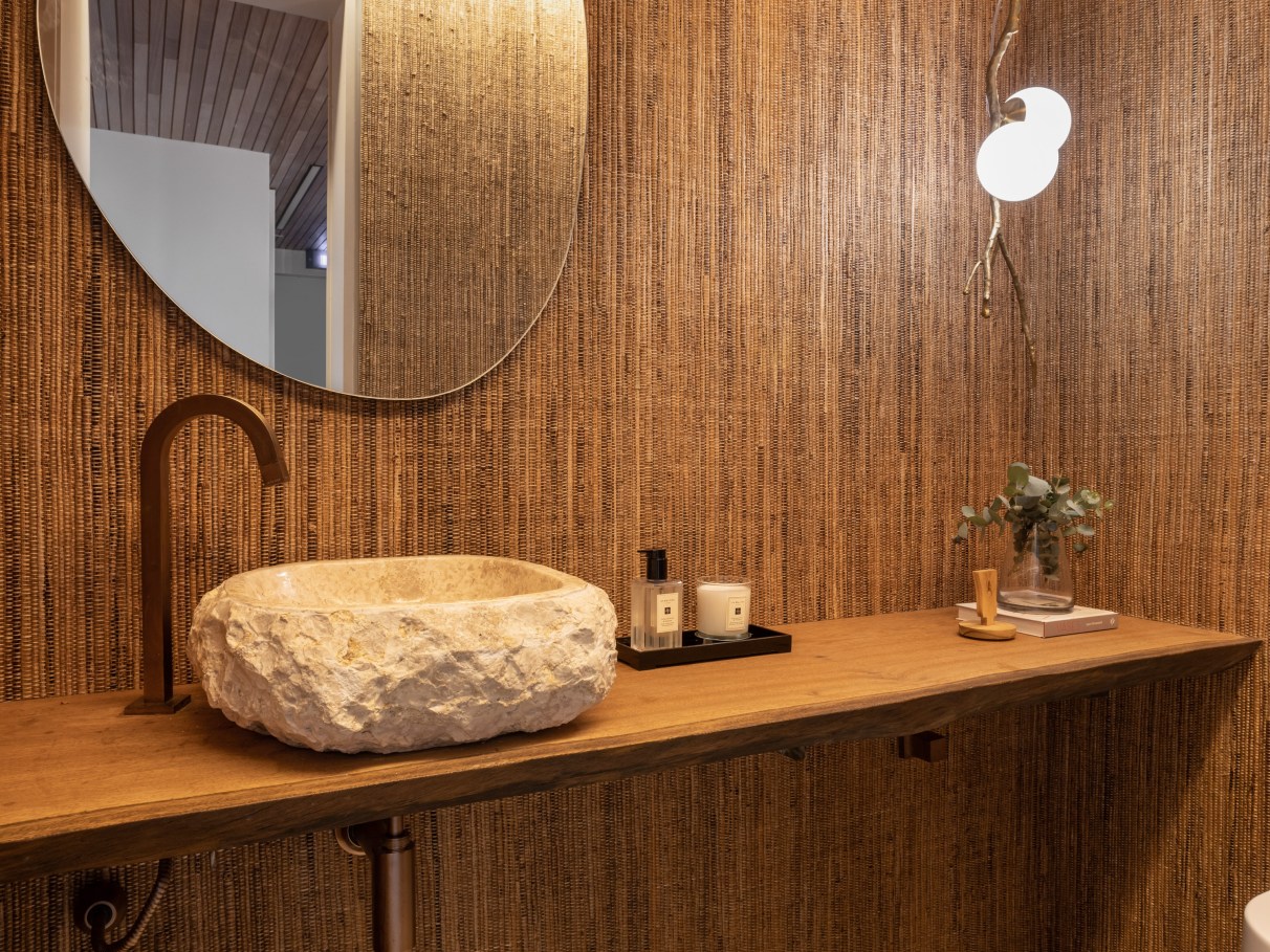 Madeira Maciça: A Escolha Certa para Móveis Duradouros - inspiração 1