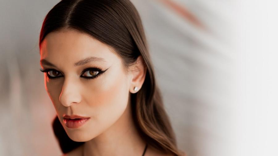 Sombra Seladora: Blindagem Extra Para o Seu Traço - inspiração 2