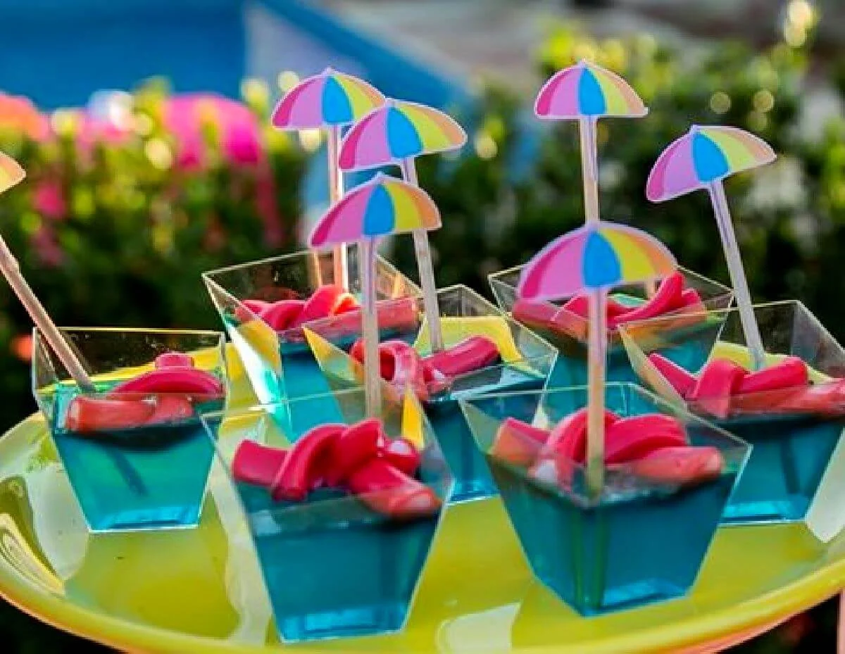 Cenário Temático com Cortina de Franjas Metalizadas - inspiração 2