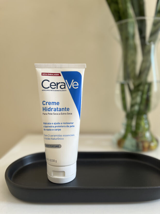 Ureia: A Solução para Peles Ásperas e Ressecadas - inspiração 1