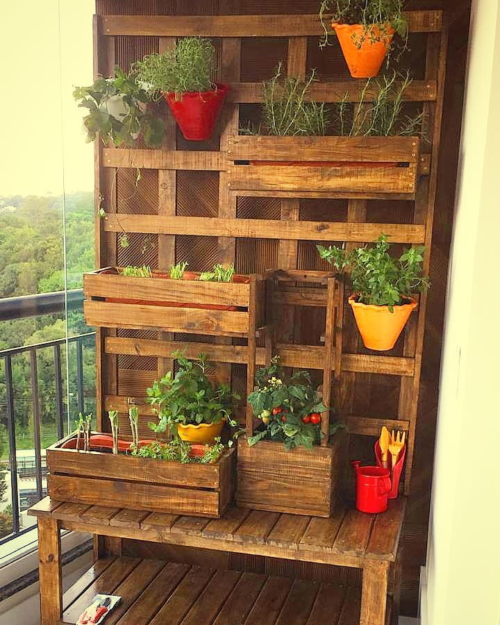 Caixotes Envelhecidos: Toque Vintage na Sua Horta - inspiração 2