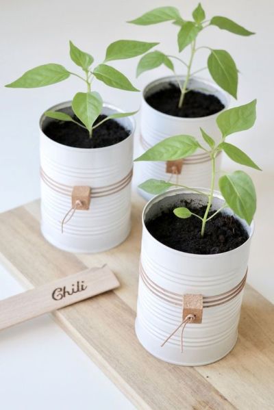 Latas Customizadas com Carimbos e Stencils: Criatividade em Detalhes - inspiração 1