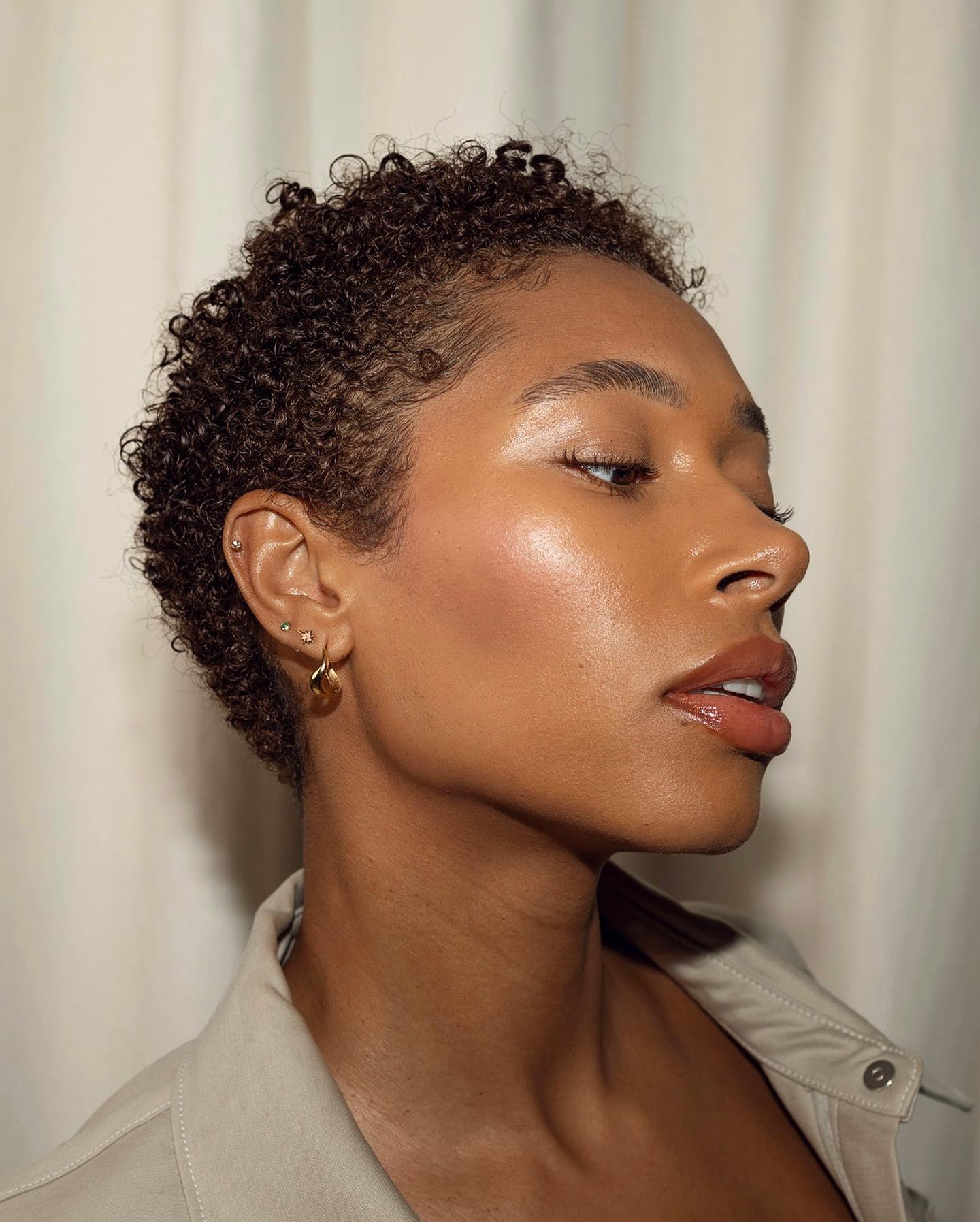 Strobing Sutil: Destaque Natural dos Pontos Altos do Rosto - inspiração 1