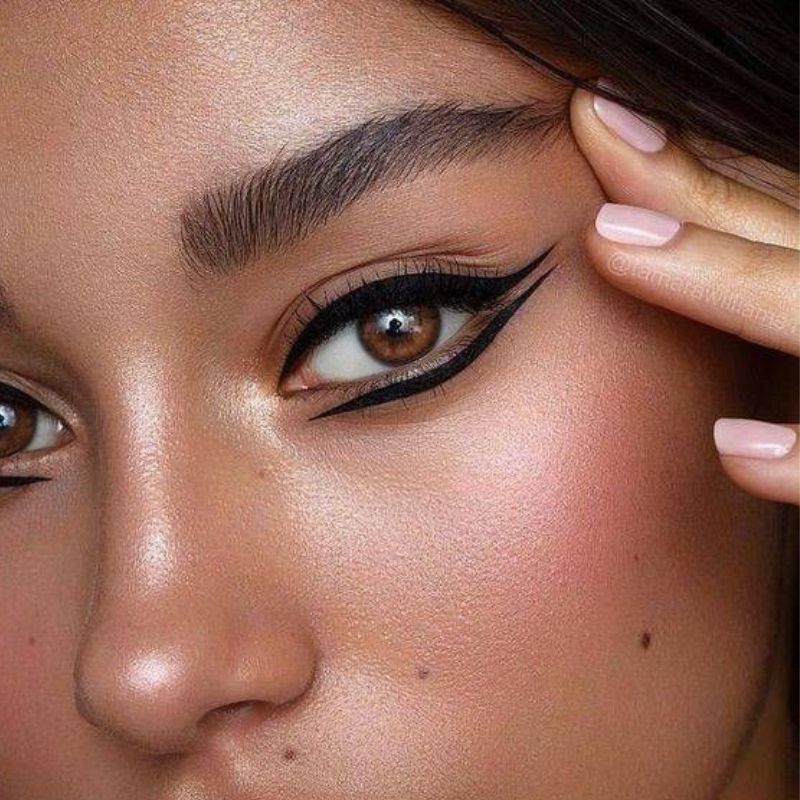 Lápis Metalizado: Brilho e Glamour Instantâneo - inspiração 3