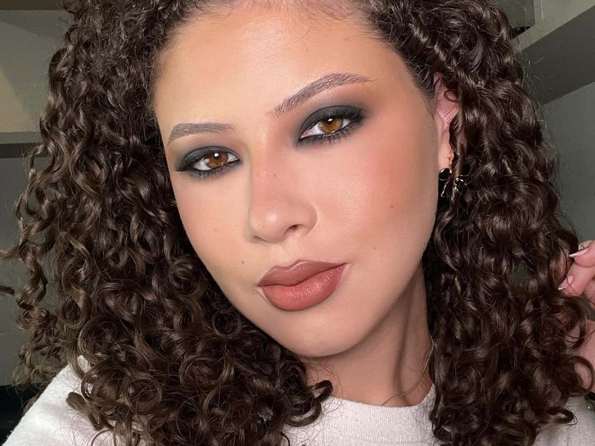 Para Peles Oleosas: Escolha Fórmulas À Prova D'Água e de Longa Duração - inspiração 3