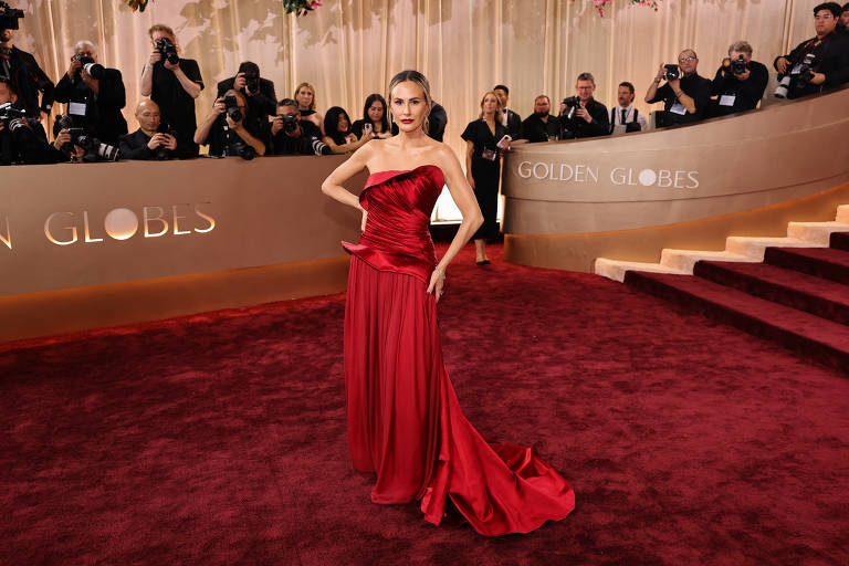 Alfaiataria Moderna: A Elegância Masculina de Timothée Chalamet - inspiração 3