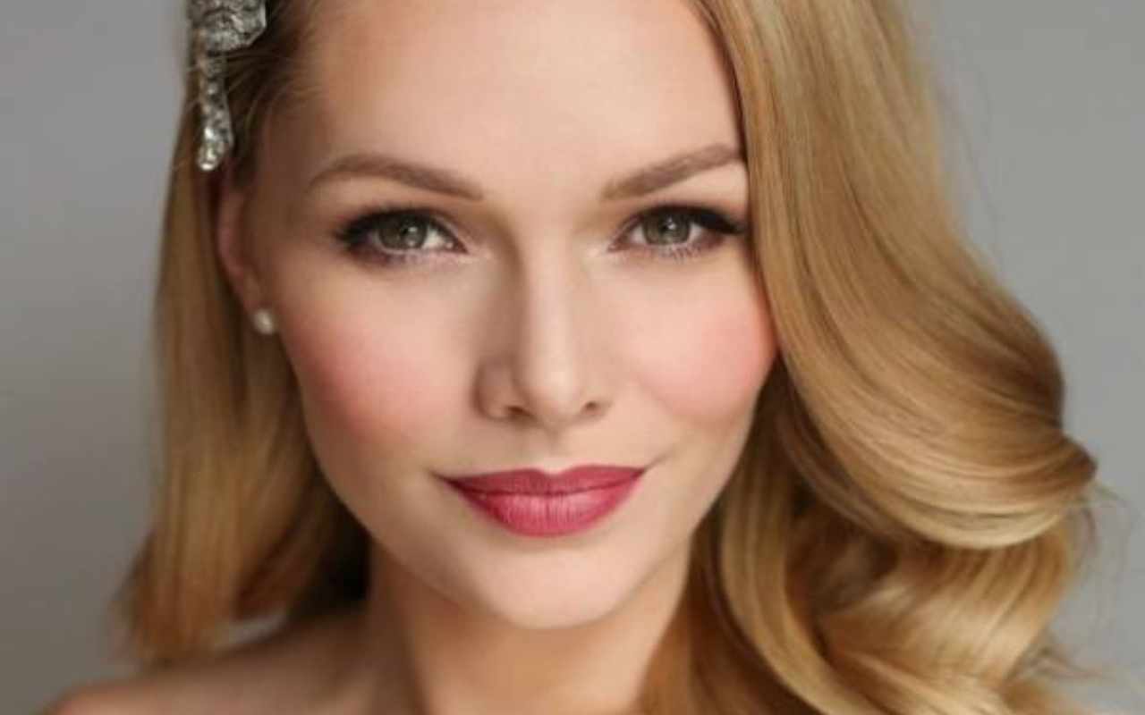 Sobrancelhas no Lugar: Gel Transparente para um Look Impecável - inspiração 1