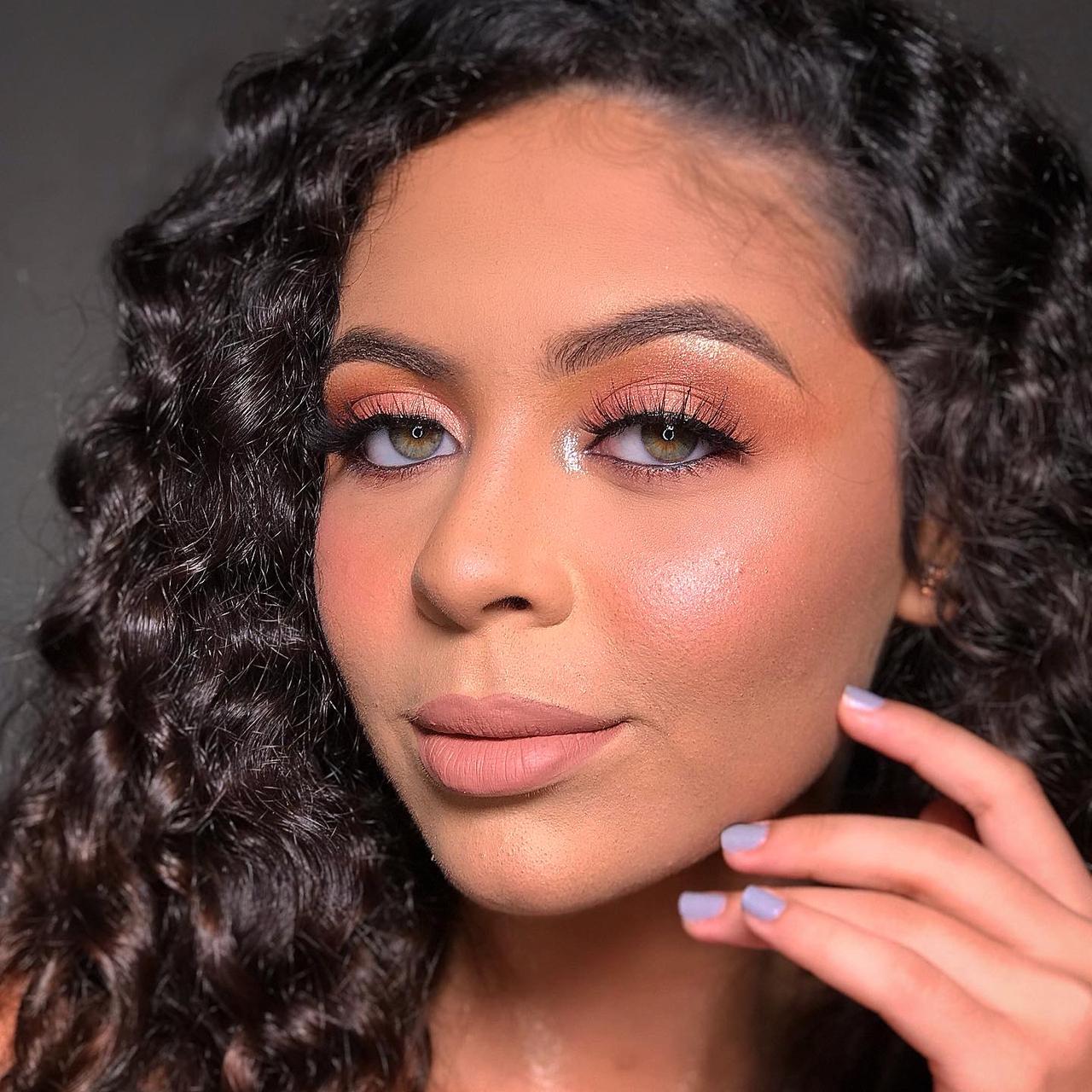 Olhos Esfumados Clássicos: Neutros e Elegantes - inspiração 2