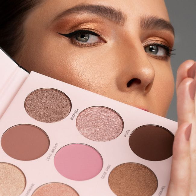 Iluminador Estratégico: Pontos de Luz para um Glow Radiante - inspiração 1