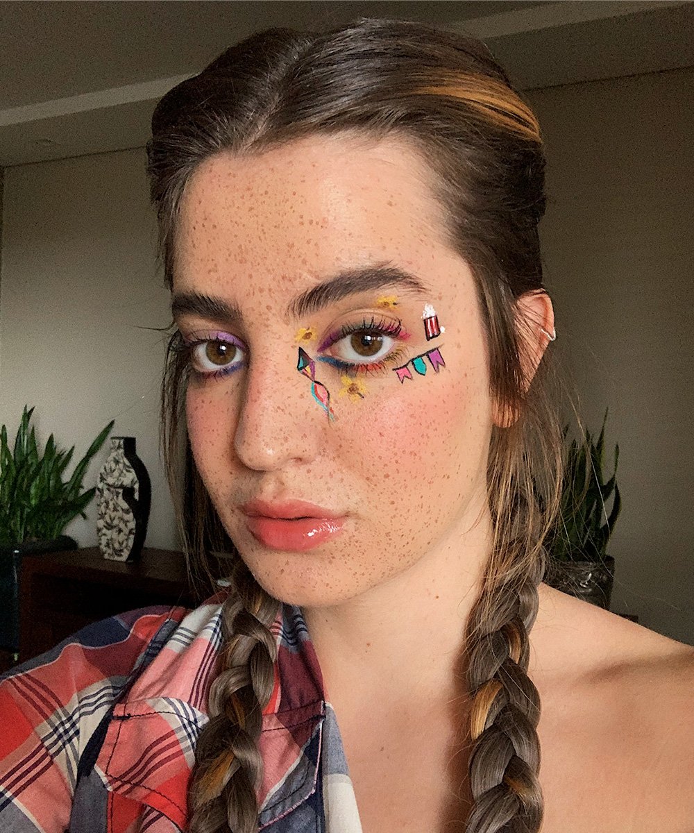 Delineado Bandeirinha: Criatividade e Estilo no Seu Olhar - inspiração 2