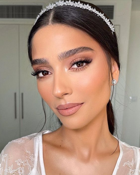 Beleza Natural Radiante: Maquiagem para Fotos ao Ar Livre - inspiração 1