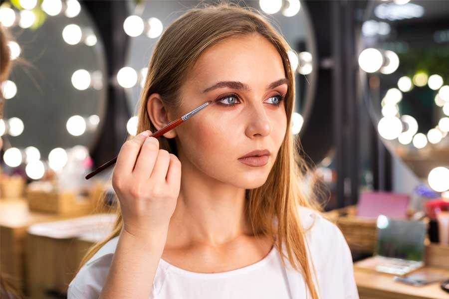 Cores Claras na Pálpebra Móvel: Ampliando o Espaço - inspiração 2