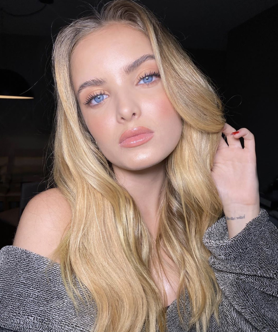 Bruma Fixadora: Hidratação Extra e Durabilidade - inspiração 1