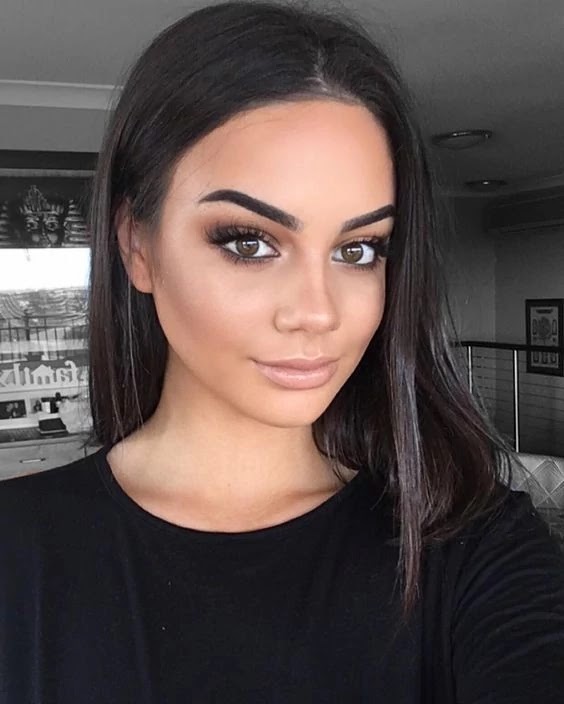 Soft Glam no Escritório: Sofisticação sem Exageros - inspiração 1