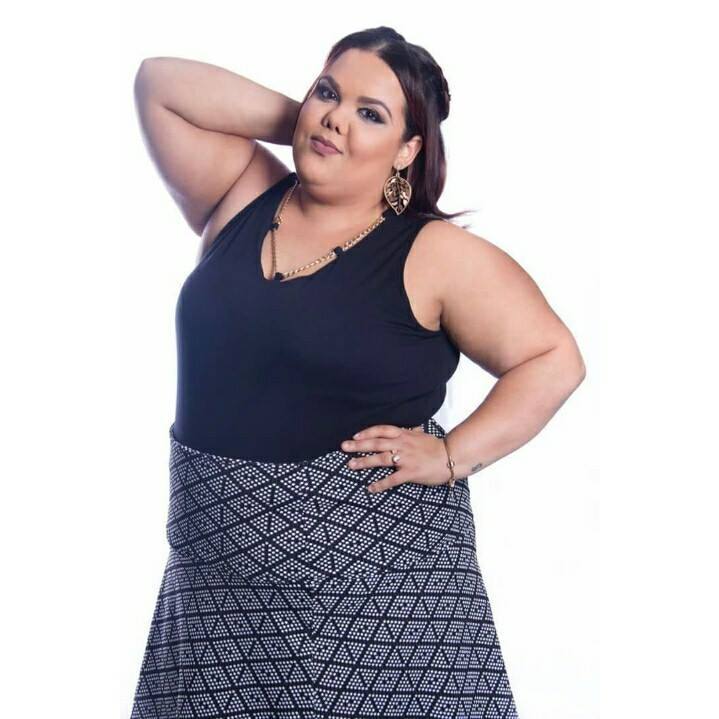 Peças de Alfaiataria em Cores Vivas: Um Toque de Cor ao Look Formal - inspiração 1