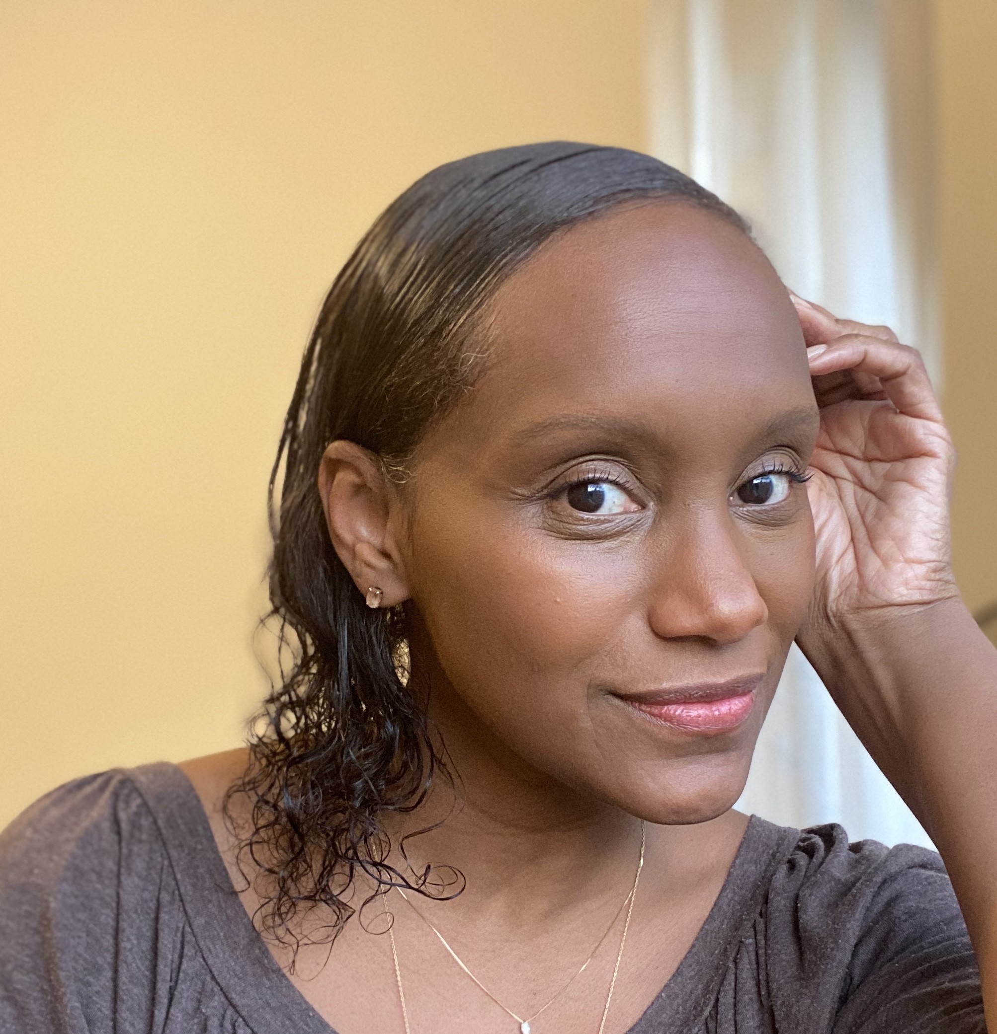 Dica 4: Pré-Poo Com Óleo de Coco: Proteção Extra Antes do Shampoo - inspiração 3