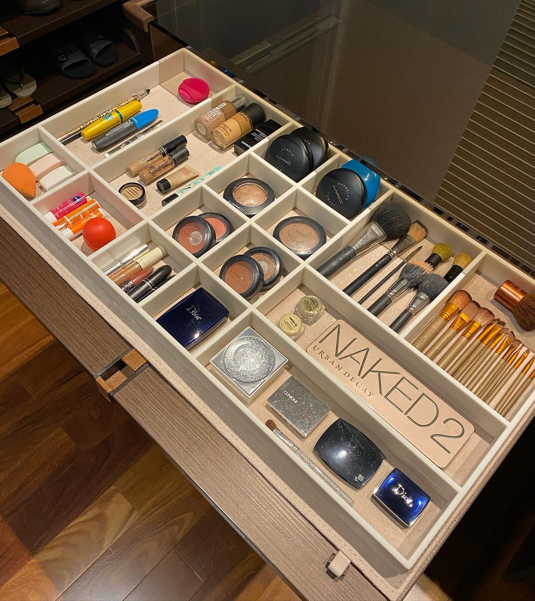 Nécessaire Compacta: Perfeita para Levar Seus Essenciais - inspiração 2