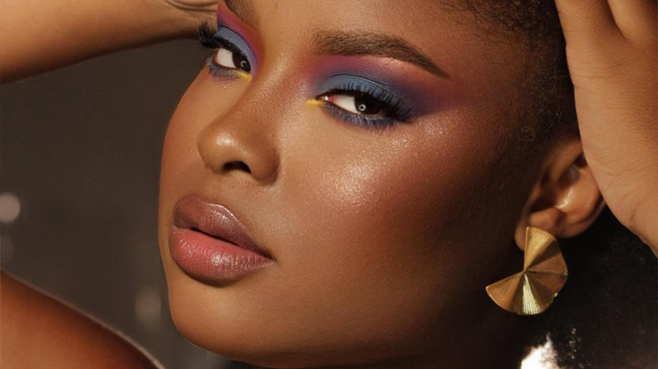 Estilo Cut Crease Colorido: Destaque o côncavo com cores vibrantes - inspiração 1