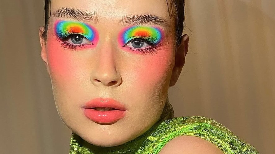 Smokey Eye Colorido: Uma versão moderna do clássico esfumado - inspiração 2