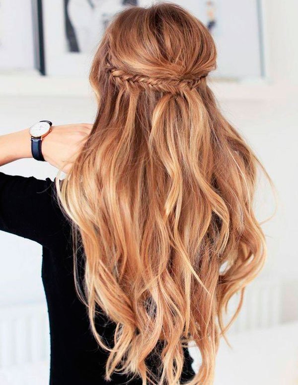 Trança Lateral Boho: O Toque Romântico que Faz a Diferença - inspiração 3