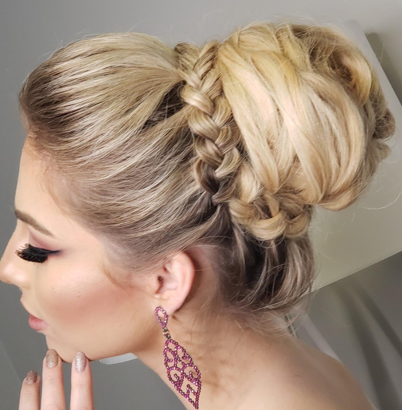 Penteado Boho com Acessórios Naturais: Para Casamentos ao Ar Livre - inspiração 2