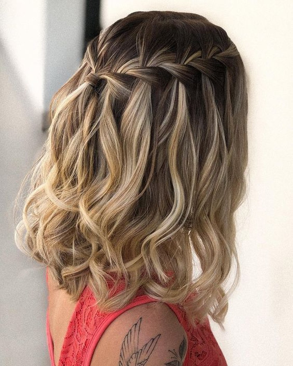 Ondas Clássicas com Presilha Delicada: Glamour Discreto - inspiração 2