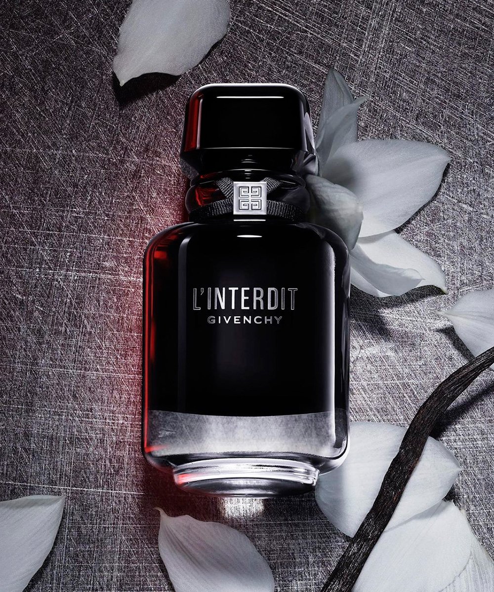 O Doce que Conquista: Elegância com um Toque de Mistério - inspiração 1