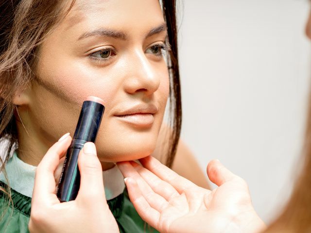 Primer Matificante Protetor Solar FPS 30: Proteção Solar e Pele Sem Brilho em Um Só Produto - inspiração 1