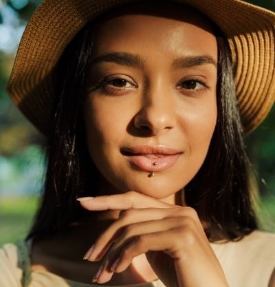 Como remover o protetor solar com cor corretamente - inspiração 3