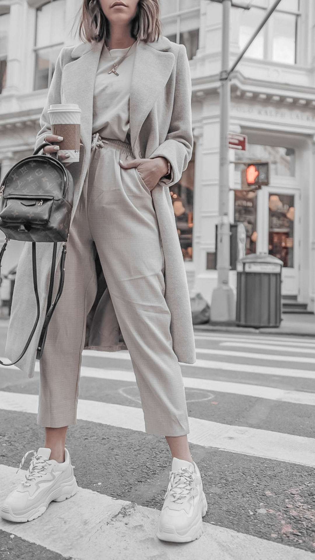 Vestidos e Saias com Meia-Calça: Feminilidade em Dias Gelados - inspiração 1