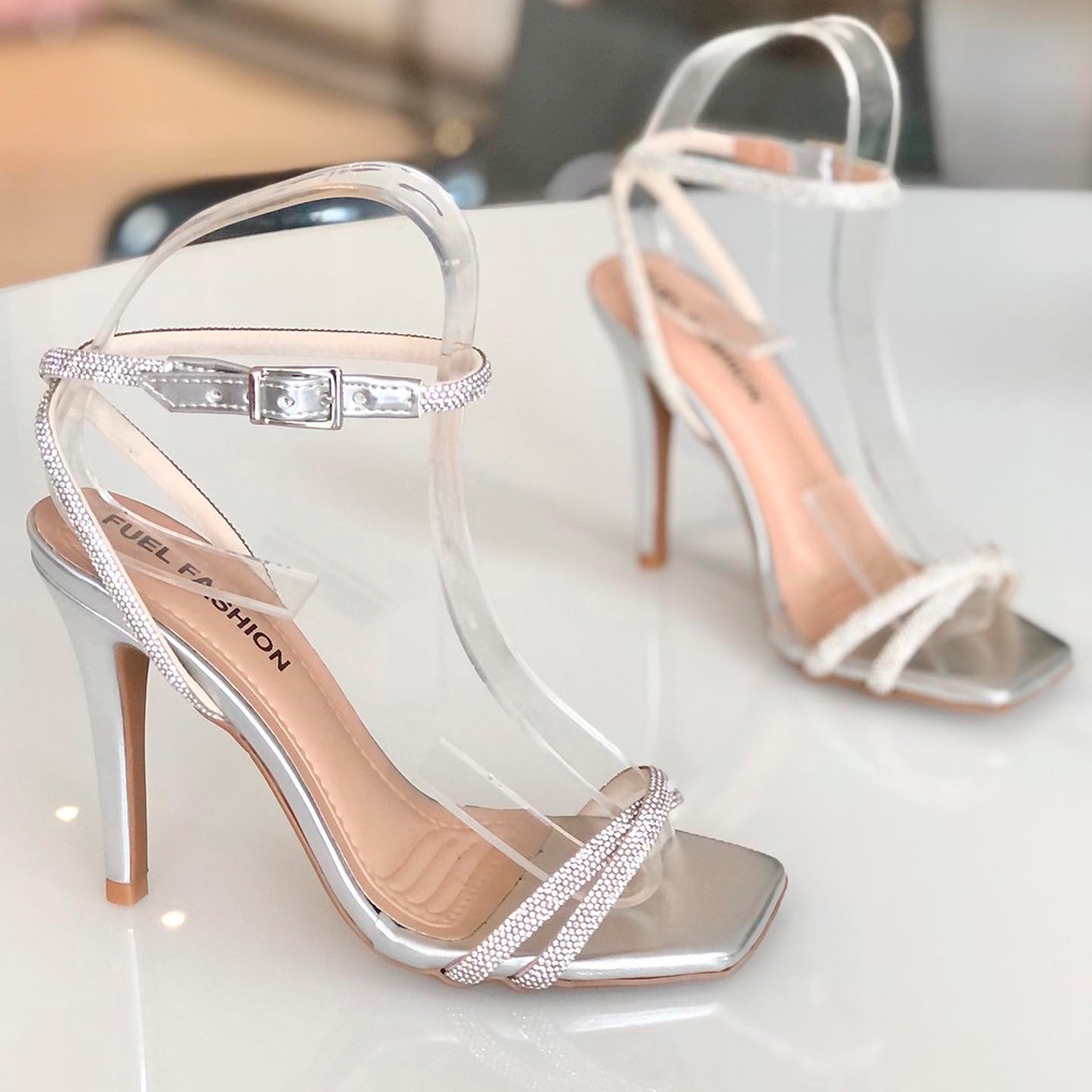 O Poder do Vermelho nos Seus Pés - inspiração 2