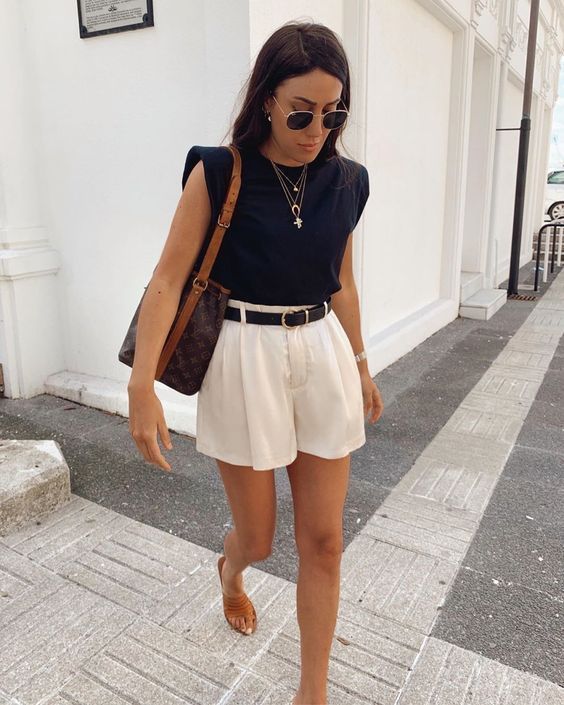Shorts de Linho Colorido: Doses de Alegria no Seu Look - inspiração 3