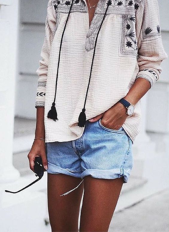 Shorts Jeans com Bordados: Detalhes que Fazem a Diferença - inspiração 2