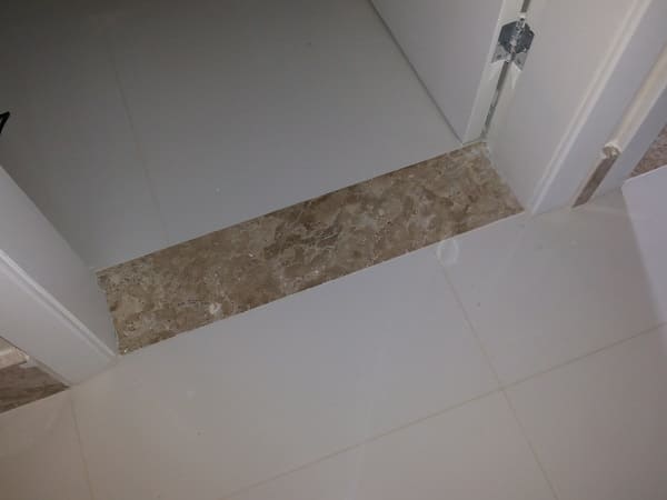 Soleiras Minimalistas: Design Discreto e Elegante para Qualquer Decoração - inspiração 2