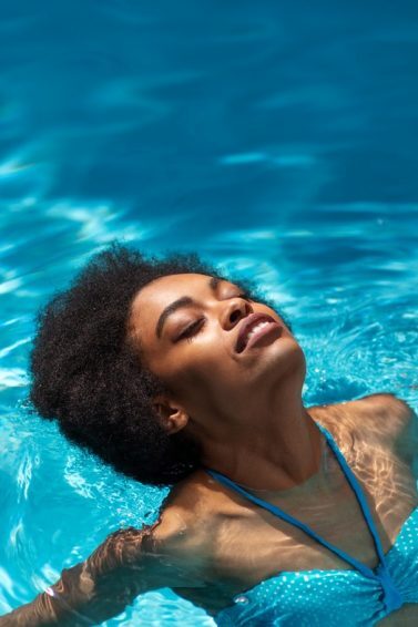 Finalizador Para Cabelos Piscina Mar e Praia: Blindagem Completa - inspiração 1