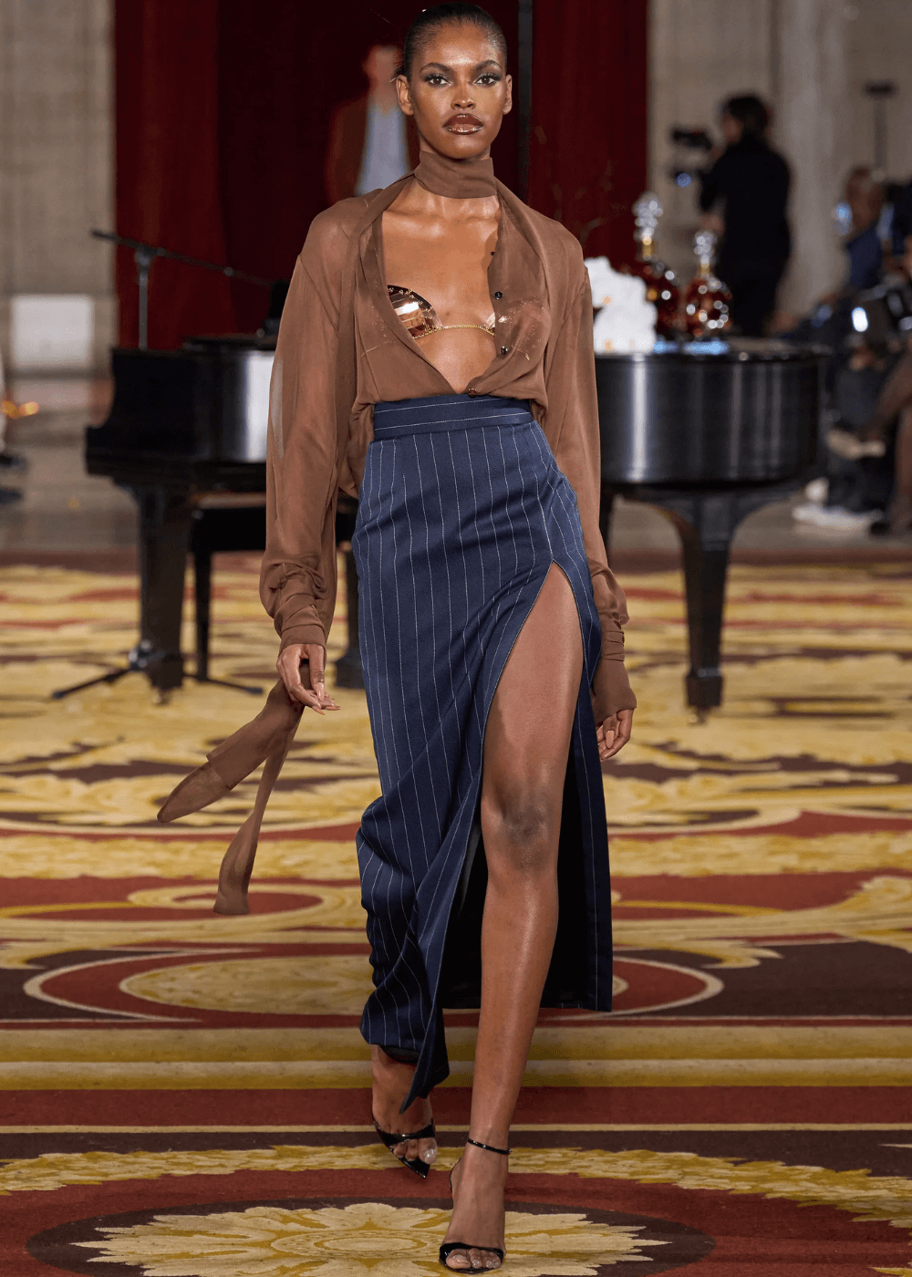 Broches: Resgatando o Glamour Vintage - inspiração 2