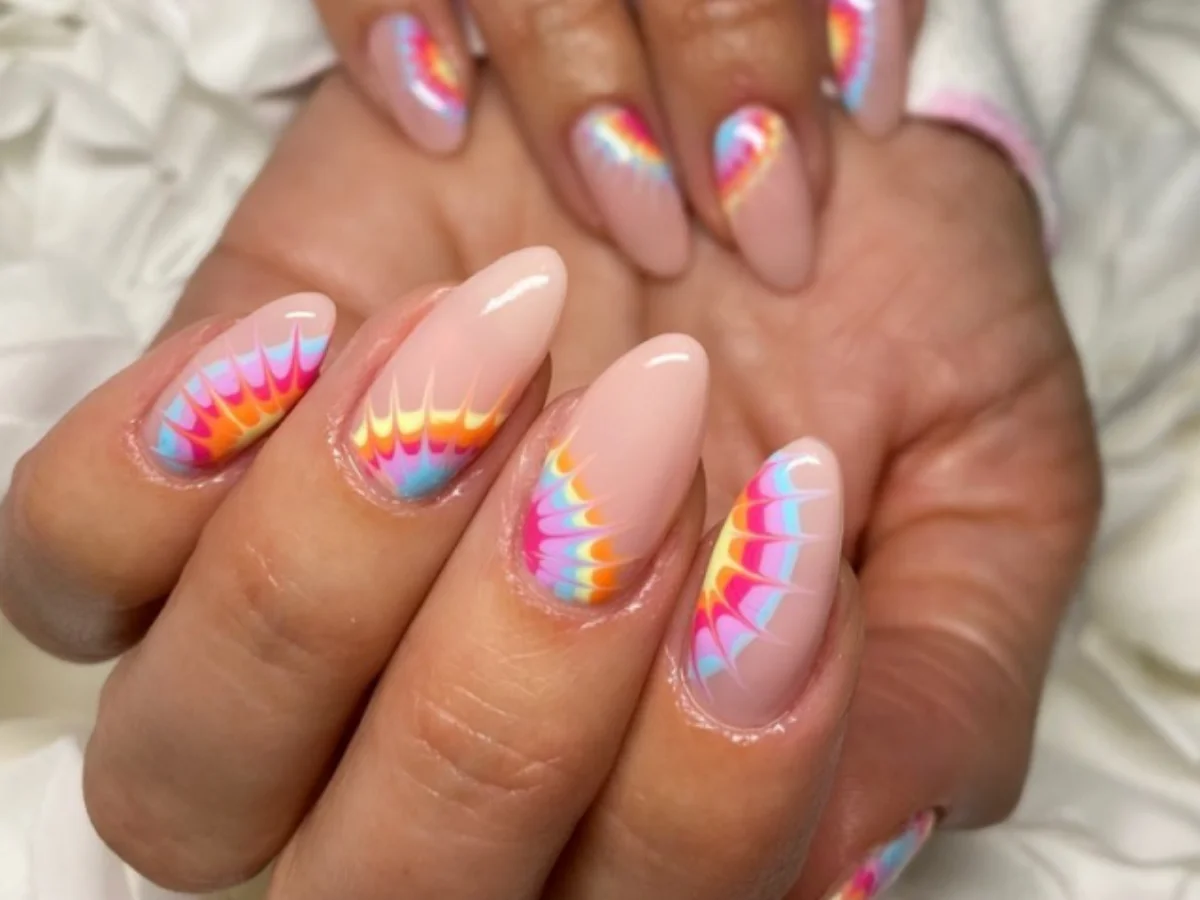 Ousadia Solar: Amarelo Intenso e Manteiga nas Unhas - inspiração 2