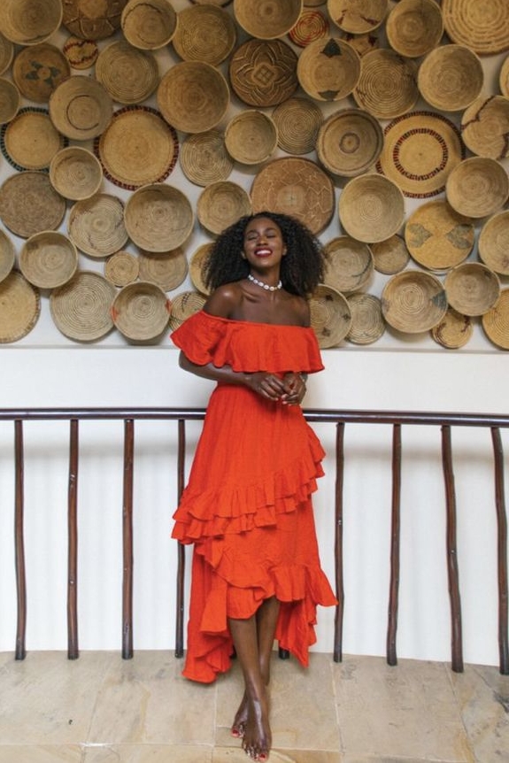 Midi com Babados: Elegância Despojada para Todas as Ocasiões - inspiração 3