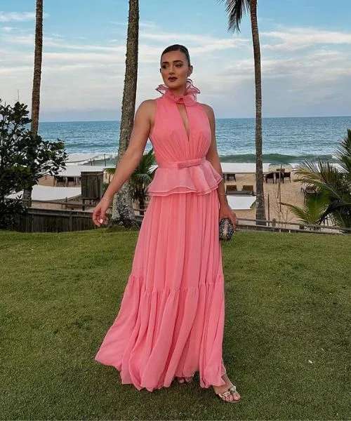 Maxi com Babados: Um Toque Boho Chic para Arrasar - inspiração 1