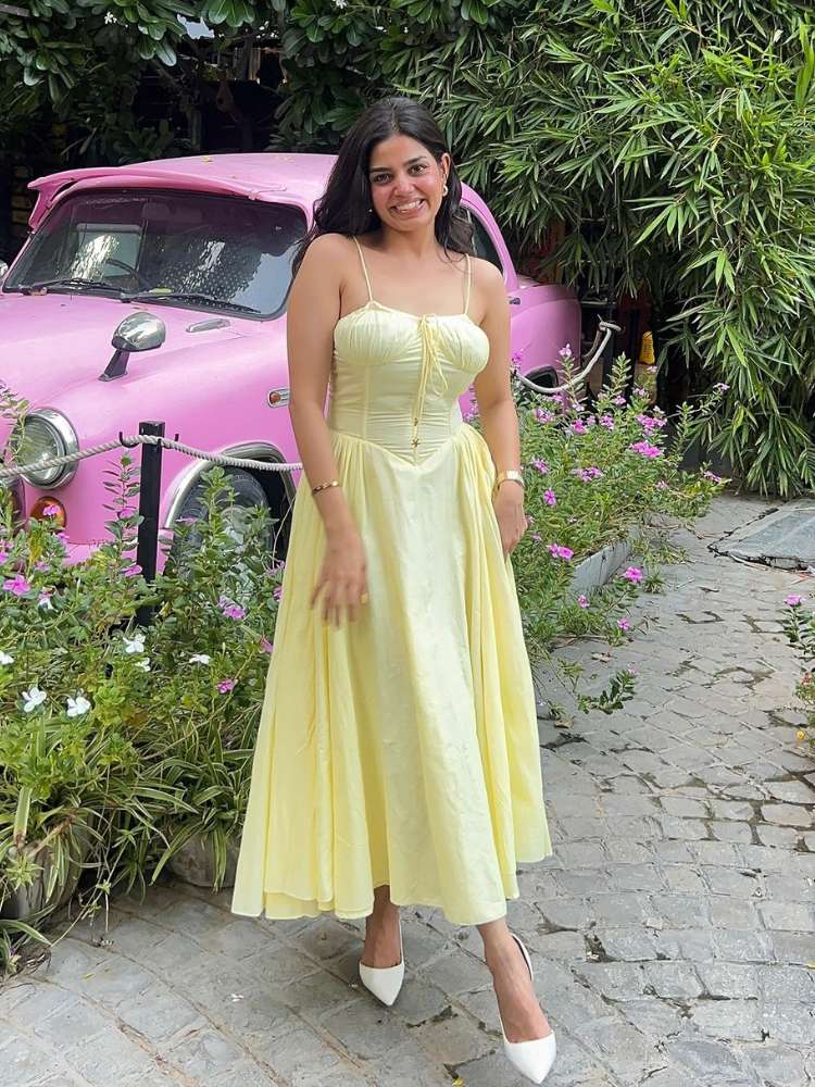 Sereia Moderna: Vestido Longo com Fenda Lateral - inspiração 2