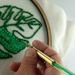 A Técnica da Rodada: Bordando Círculos e Flores com Ponto Russo - inspiração 1