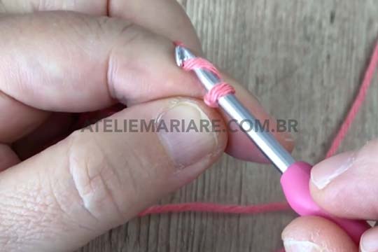 Praticando a correntinha em diferentes espessuras de fio - inspiração 2