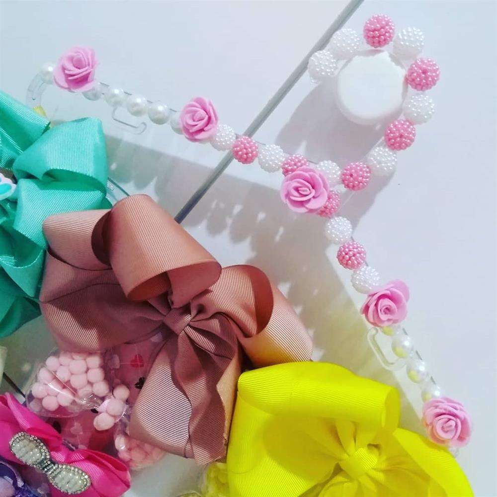 A Tapeçaria de Laços: Organizando Seus Acessórios - inspiração 1